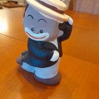 Salvadanaio in ceramica (uomo con cappello).