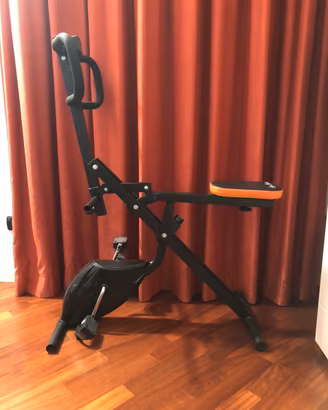 Cyclette + macchinario per addominali