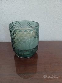 candela verde con borchie
