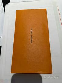 Luis vuitton porta garanzia  e garanzia