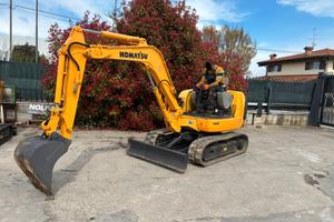 E167 Mini escavatore 30 q Komatsu PC 27 R