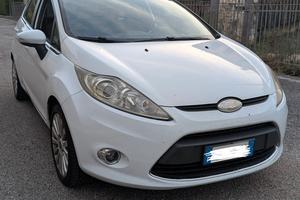 FORD FIESTA 1.4 Diesel TDCi Titanium neopatentati