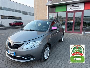 Lancia Ypsilon 1.2 69 CV, OK NEOPATENTATI