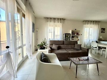 Appartamento di 89 m² con 3 locali e box auto a Sa