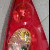 Fanale posteriore Peugeot 107 anno 2008