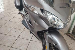 Honda ST 1300 - 2003