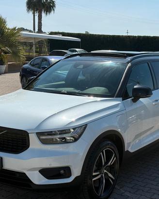 XC40 T5 Recharge Hybrid 262cv *Tetto *Gancio Train
