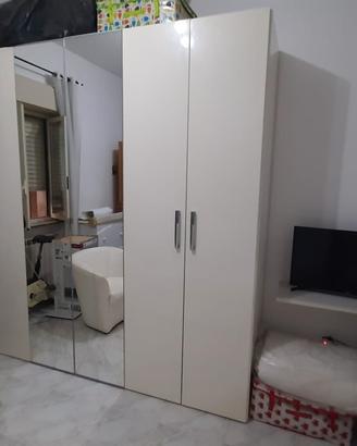 ARREDAMENTO COMPLETO PER ABITAZIONE.
