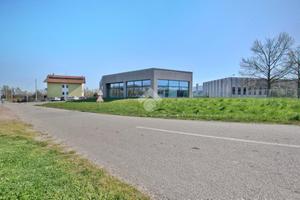 CAPANNONE A BRUSNENGO