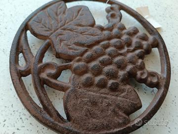 Sottopentola decorativo in metallo cucina uva