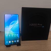 Vivo  X 200 pro