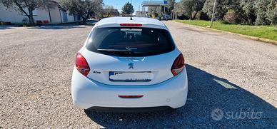 Peugeot 208 Allure 