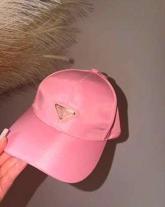 Cappello barbie prada