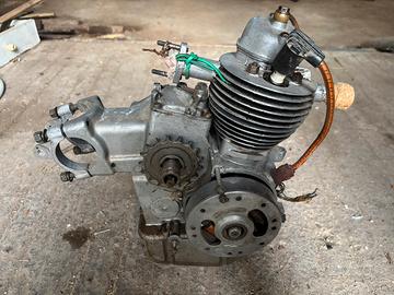 Motore motom