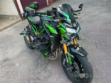 Kawasaki Z900 SE 2024 – accessoriata