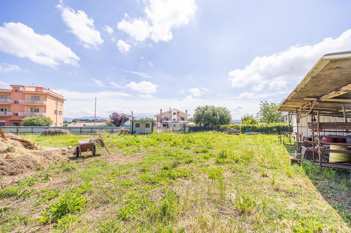 TER. RESIDENZIALE A ROMA - Altro