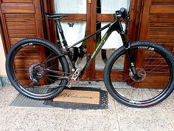 Lee Cougan Innova tg S/M opzioni montaggio ruote c