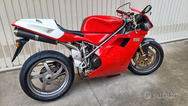 ducati 996 del 2001 con 23000 km