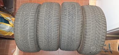  gomme Gooyear invernali