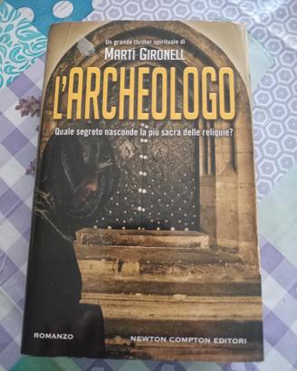 Libro-l'archeologo-marti' gironell-2012-n.compton