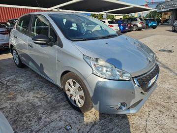 PEUGEOT 208 1.4 8V HDi 68CV 5p. Allure