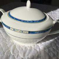 Zuppiera in porcellana della "Winterling Bavaria"