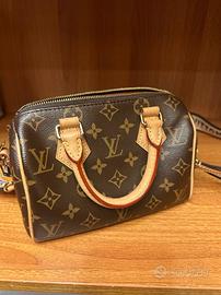 LOUIS VUITTON Speedy20