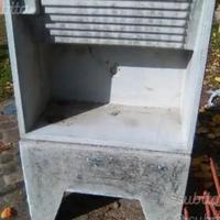 Vaschetta lavatoio in cemento con piedistallo 