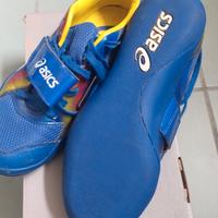 scarpe lancio del peso