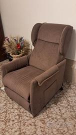 Poltrona  reclinabile con ruote