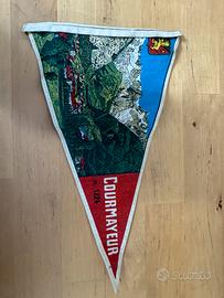 Cinque bandierine vintage Courmayeur, Cervinia