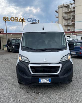 Peugeot Boxer 333 2.2 BlueHDi 140 S&S PC-TN Furgon
