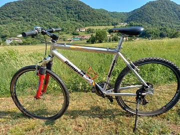 mountain bike da corsa 