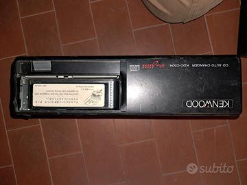 kenwood radio  ed amplificatore.