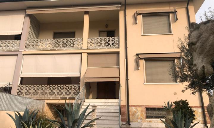 Albaredo d'adige: porzione di bifamiliare