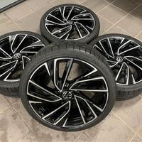 Cerchi Adelaide Golf Gtd Gti R-Line 19 pollici 