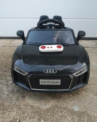 Auto Bambino R8 Spyer