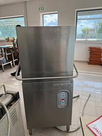 Lavastoviglie professionale