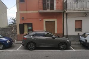 Casa di paese in via Stazione, 79
