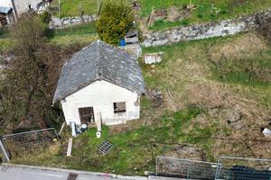 Terreno edificabile a Strigno - 615 mq con casetta