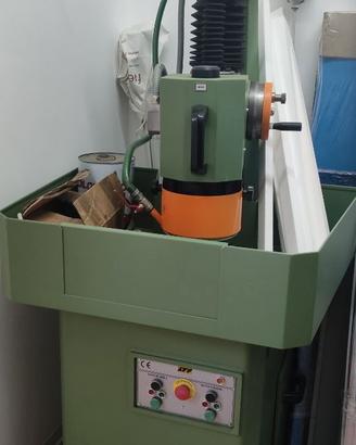 RETTIFICATRICE PER SUPERFICI PIANE MARCA LTF 664.0