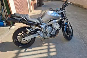 Yamaha FZ6
