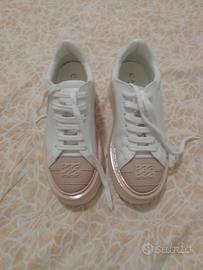 Snikers Casadei