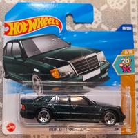 Modellino Hotwheels Mercedes-Benz 500e  