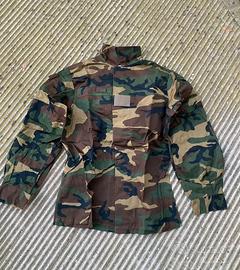 GIACCA E PANTALONE MIMETICO  TEMPO LIBERO, CACCIA