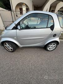 Smart fortwo 1 serie