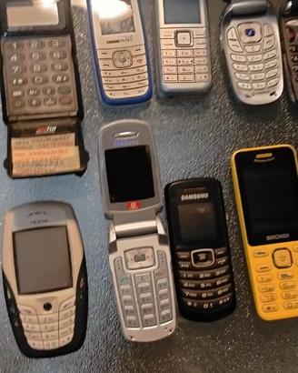 Telefoni vintage anni90/2000