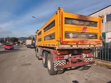 Eurotrakker 4 assi ribaltabile