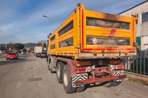 Eurotrakker 4 assi ribaltabile