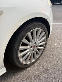 Pneumatici + Cerchioni